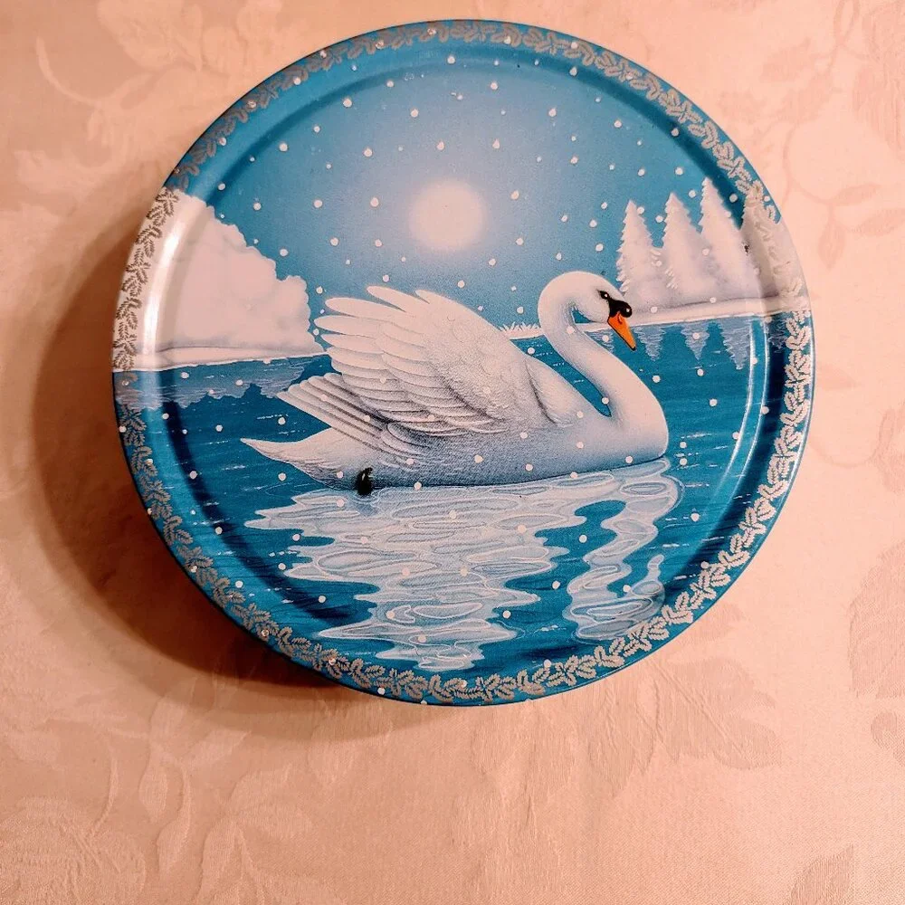 Rare VTG Goose Metal Collectible Tin Snowy Scene Cottagecore Country Decor 7.5